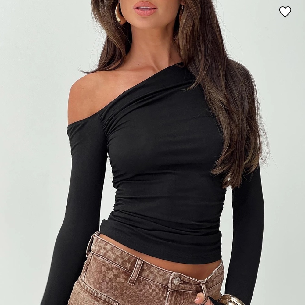 Princess Polly Beller top
